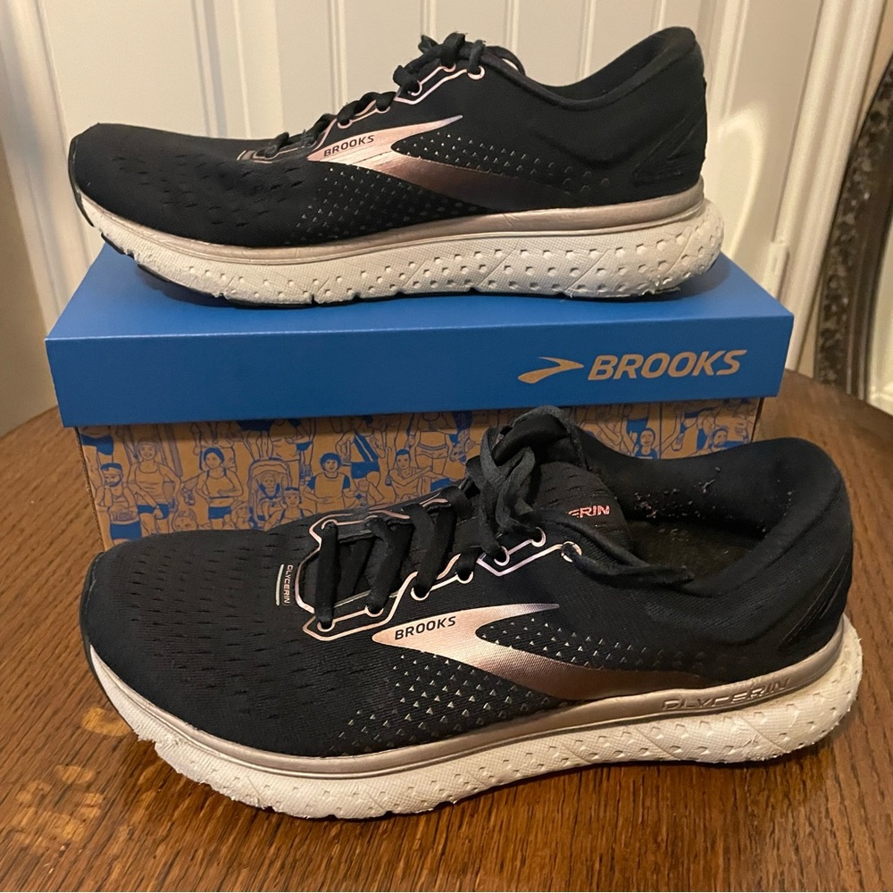 Brooks Women’s Glycerin 18 Black/Rose Size 10 Running Shoes in Good Condition